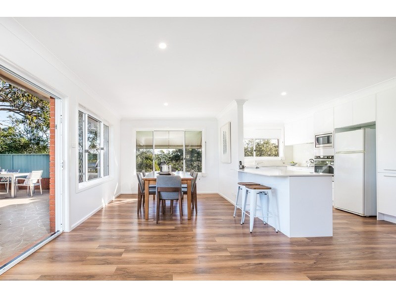 24 Dents Place, Gymea Bay NSW 2227