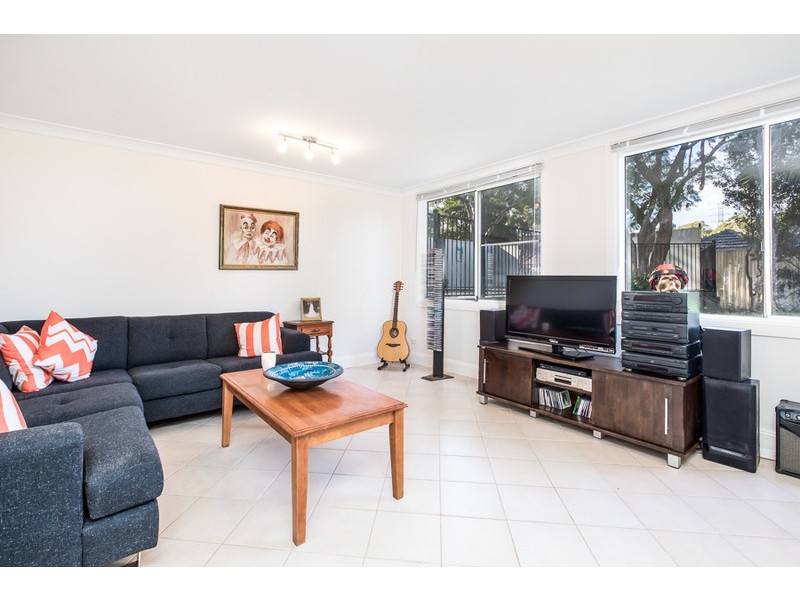 2 Linden Street, Sutherland NSW 2232