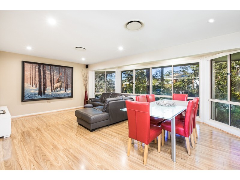 8 Kingfisher Crescent, Grays Point NSW 2232