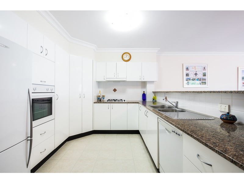 31/84-88 Glencoe Street, Sutherland NSW 2232