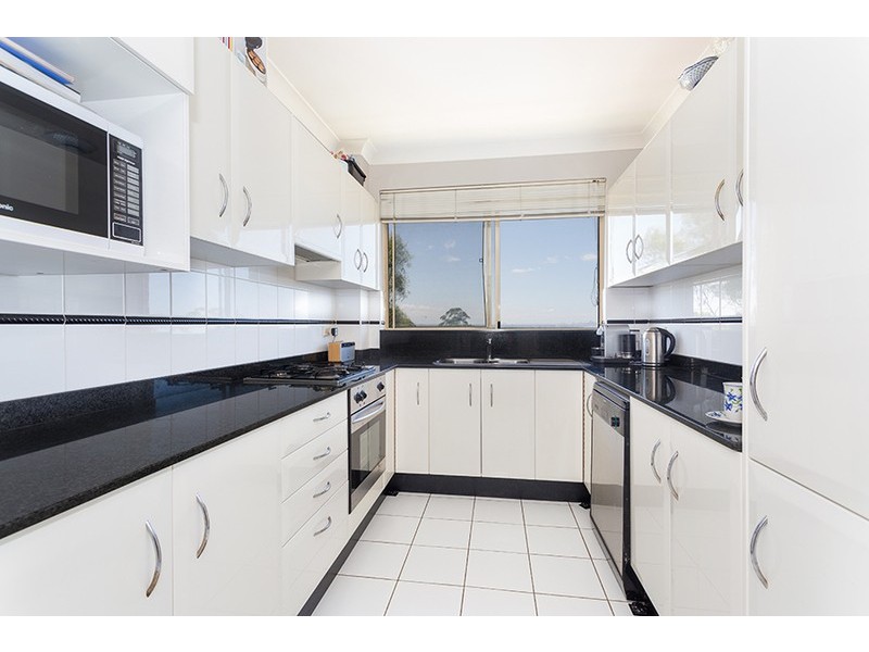 8/6-12 Mansfield Avenue, Caringbah NSW 2229