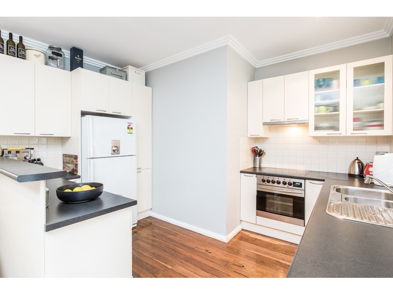 1/12 Caronia Avenue, Cronulla NSW 2230