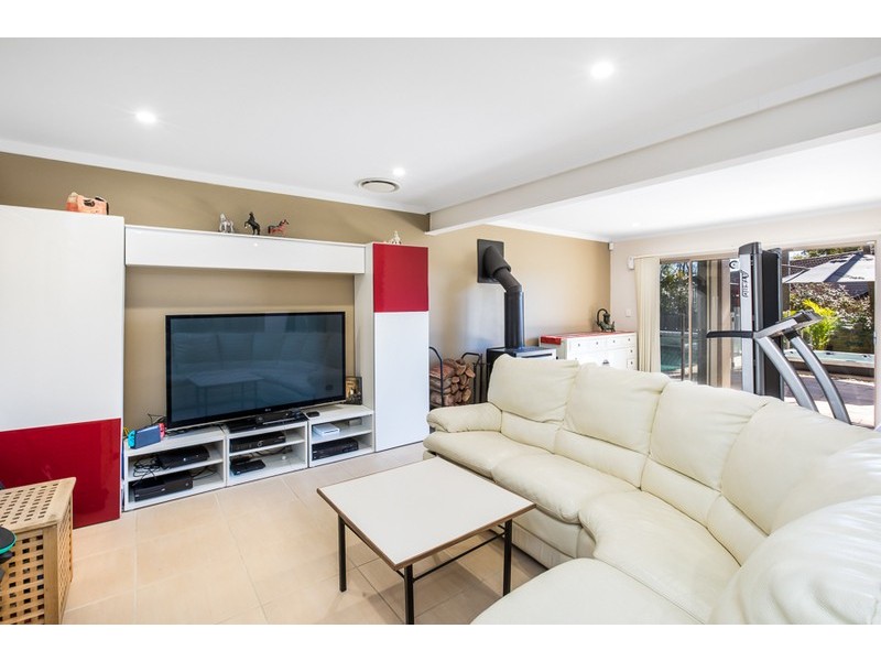 8 Kingfisher Crescent, Grays Point NSW 2232