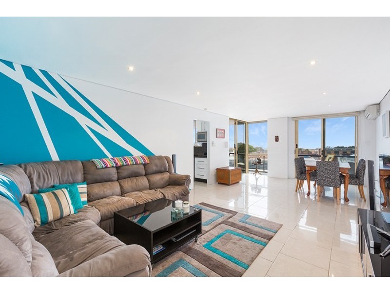 50/1-9 Gray Street, Sutherland NSW 2232