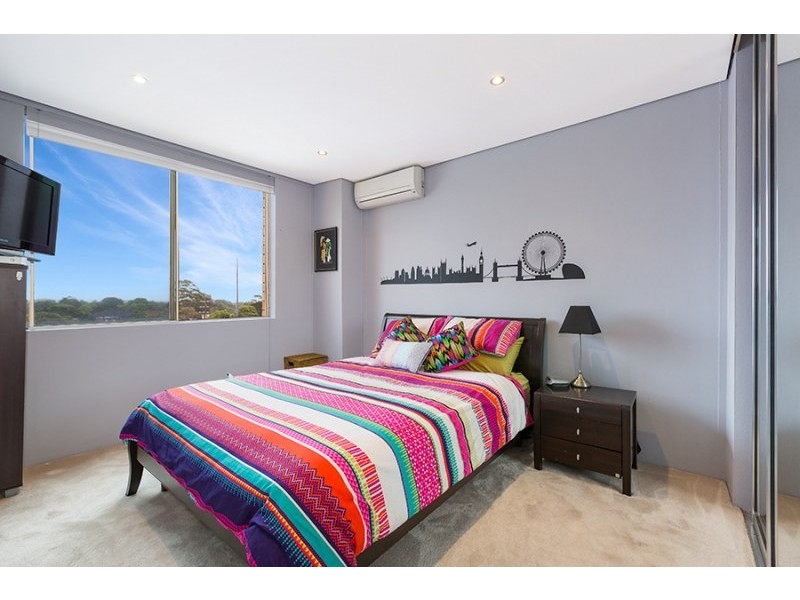 50/1-9 Gray Street, Sutherland NSW 2232