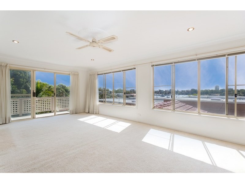 9 Wylmar Avenue, Burraneer NSW 2230