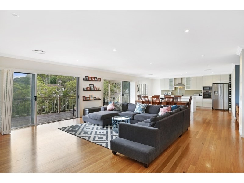 6 Gore Lane, Kirrawee NSW 2232