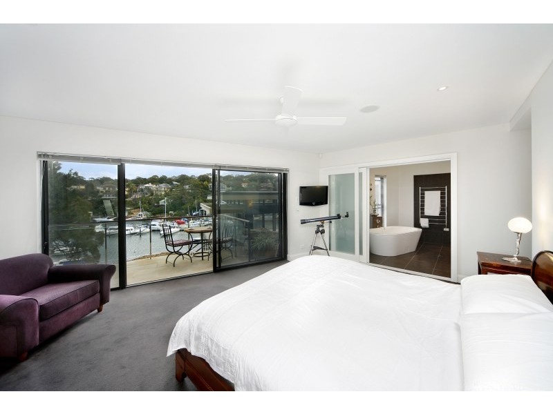 227A Gannons Road, Caringbah South NSW 2229