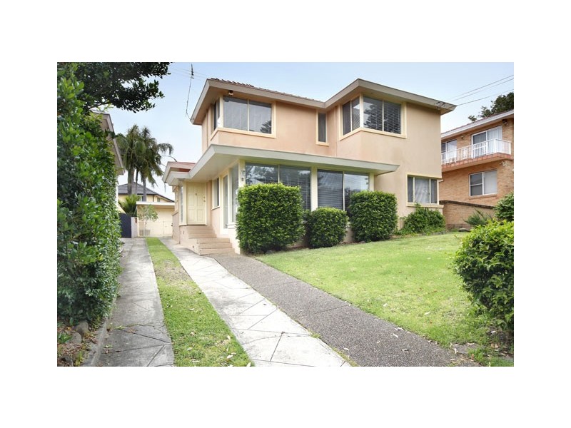 10 Lugano Avenue, Burraneer NSW 2230