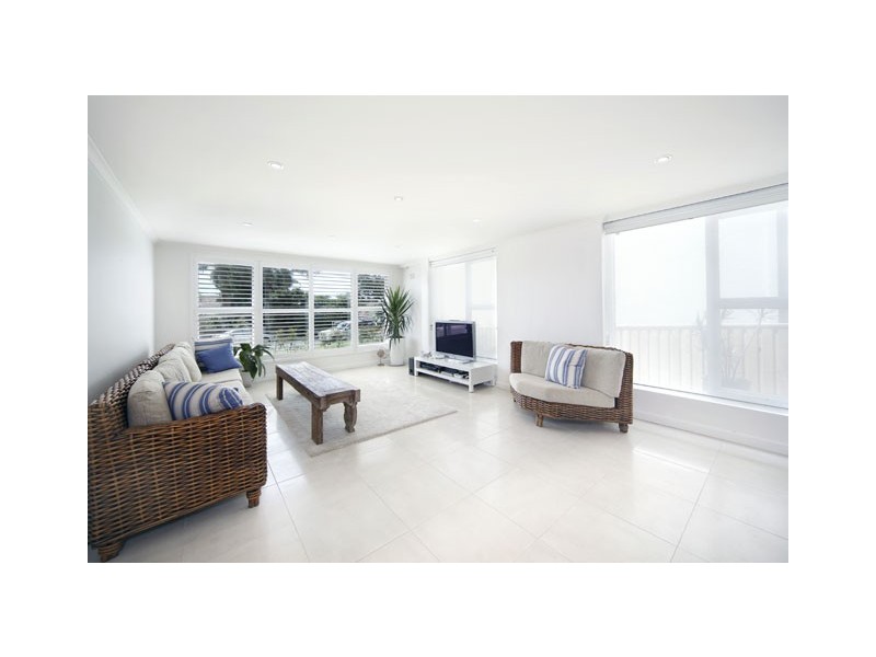 11 Rutherford Avenue, Burraneer NSW 2230