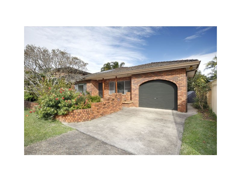 4 Bouvardia Street, Caringbah South NSW 2229