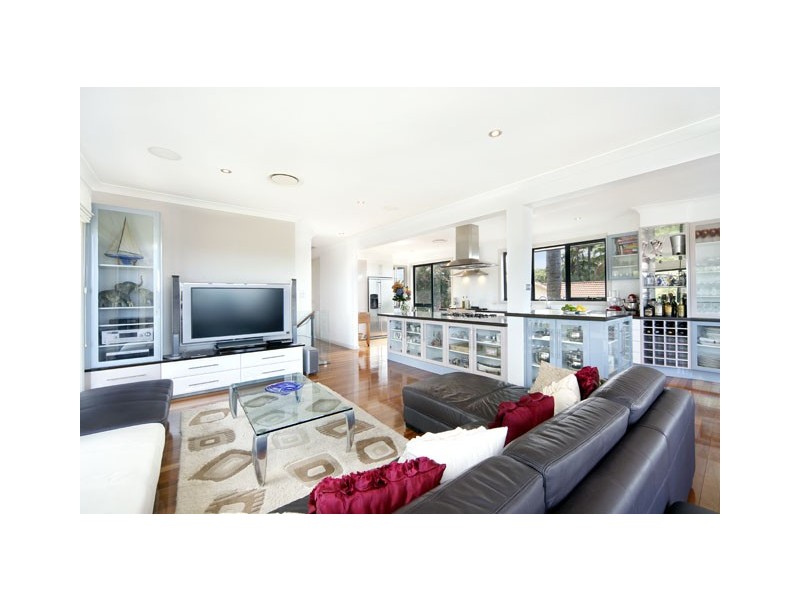 19 Fernleigh Road, Dolans Bay NSW 2229