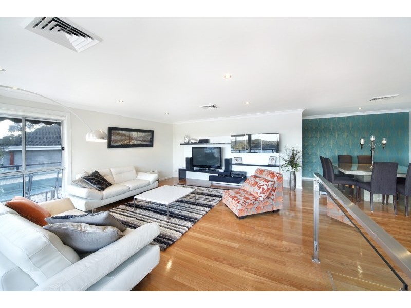 3 Maroopna Road, Yowie Bay NSW 2228