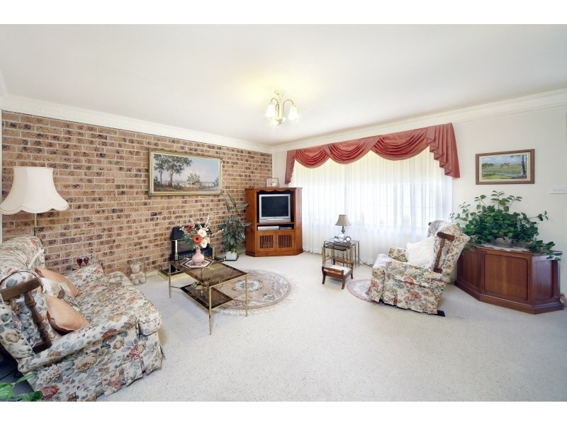 Unit 2/12-14 Wallumatta Road, Caringbah NSW 2229