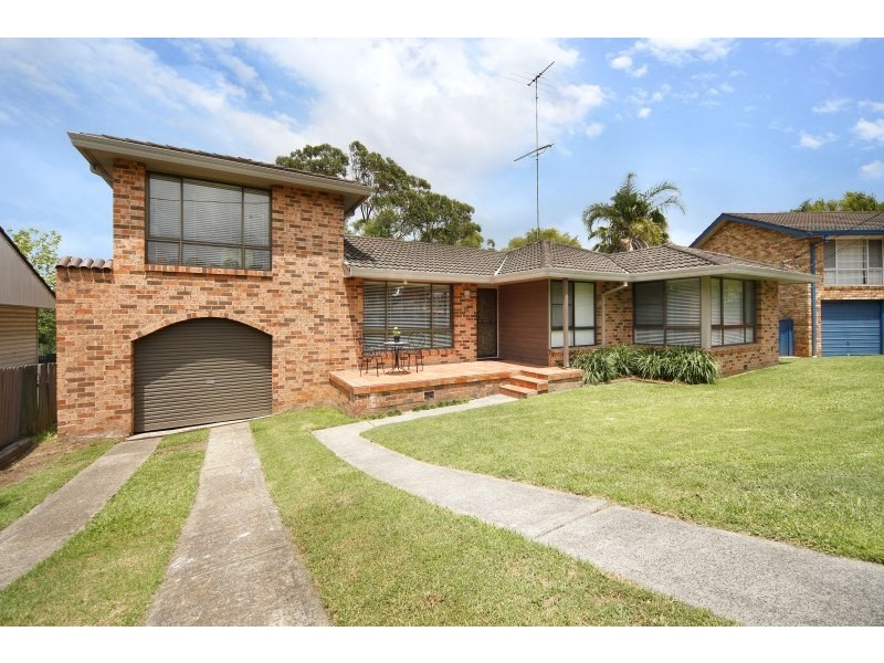 10 Raymond Place, Engadine NSW 2233