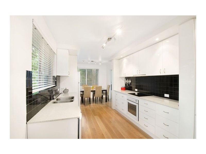 3 Scott Place, Kirrawee NSW 2232