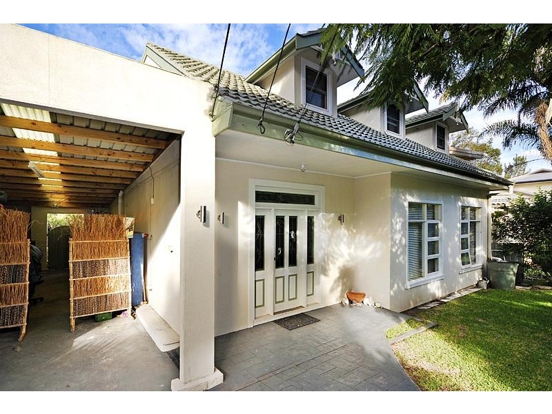 18 Nulgarra Avenue, Gymea Bay NSW 2227