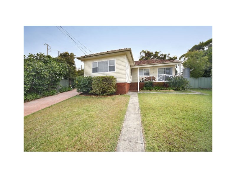 2 Binalong Avenue, Caringbah NSW 2229