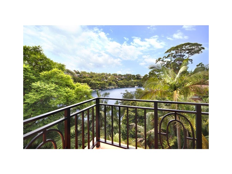 2 Goldfinch Place, Grays Point NSW 2232