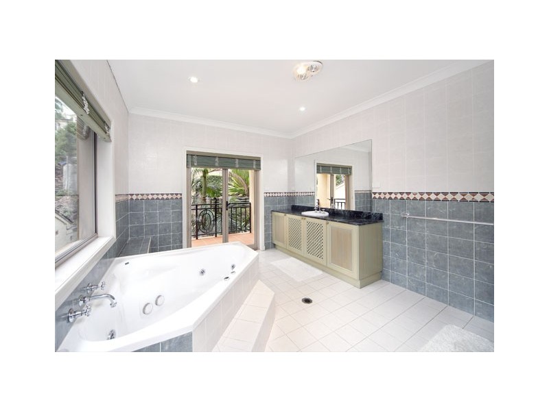 2 Goldfinch Place, Grays Point NSW 2232