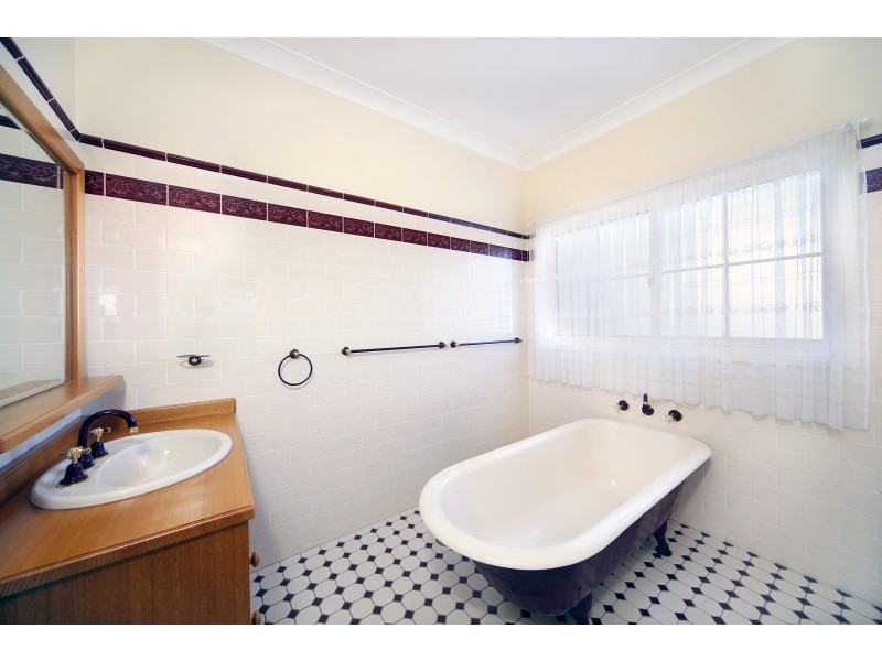 42 Wyralla Road, Yowie Bay NSW 2228