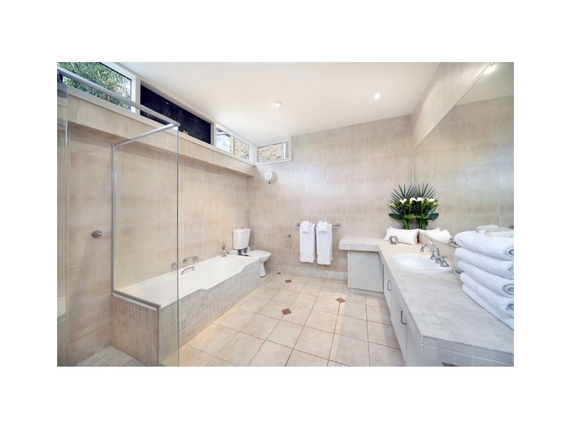 29 Alkaringa Road, Gymea Bay NSW 2227