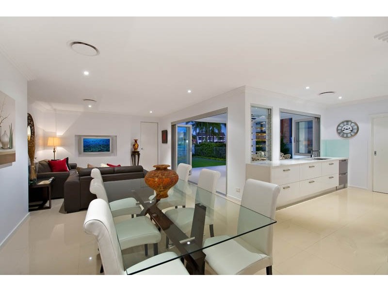 16 Clarence Crescent, Sylvania Waters NSW 2224