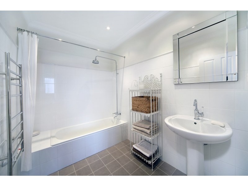 19 Jacana Grove, Heathcote NSW 2233