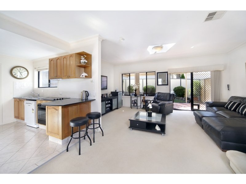 4/11-13 Endeavour Street, Sylvania NSW 2224