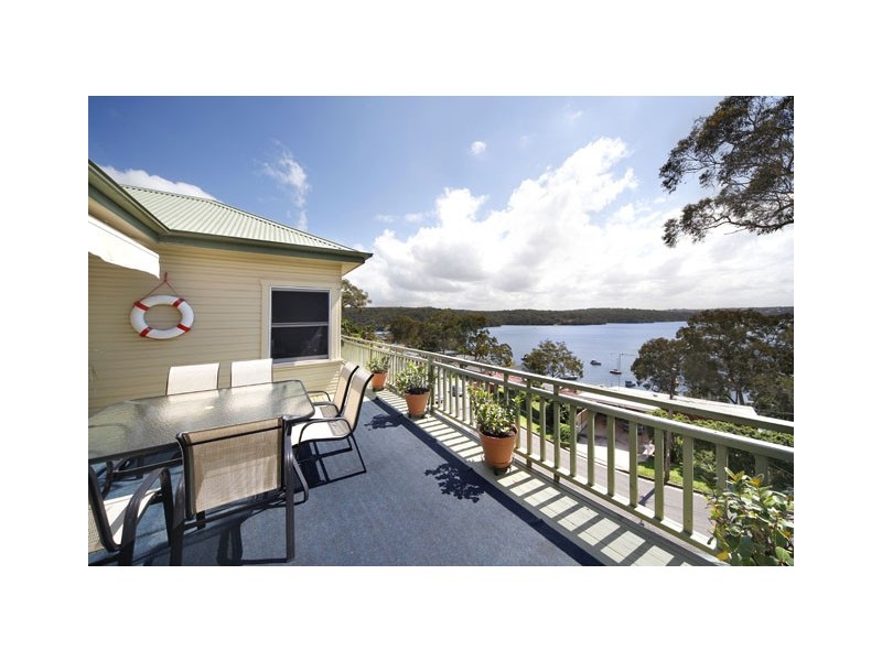 32 Immarna Avenue, Lilli Pilli NSW 2229