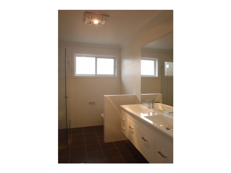 18b Winifred Avenue, Caringbah NSW 2229