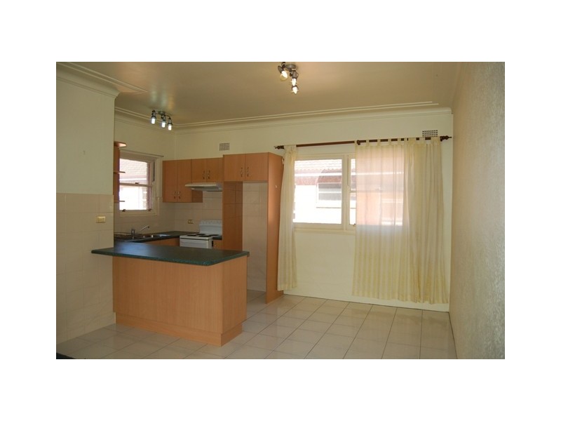 Unit 4/104 Kiora Road, Miranda NSW 2228