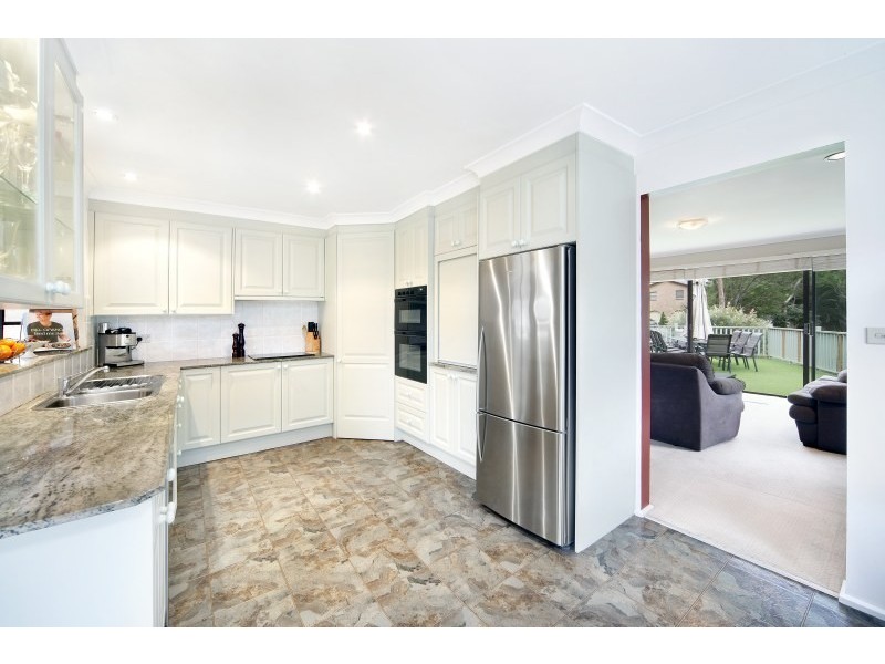 2 Clifford Road, Yowie Bay NSW 2228