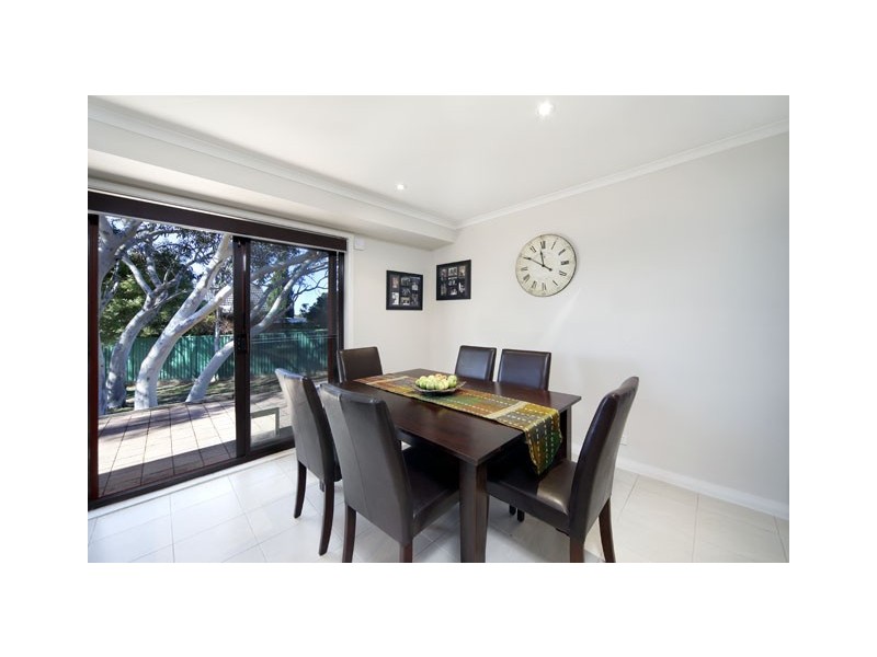 12 Rouse Place, Illawong NSW 2234