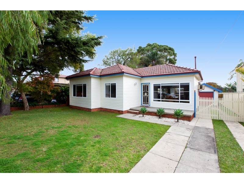 7 Buckle Avenue, Engadine NSW 2233