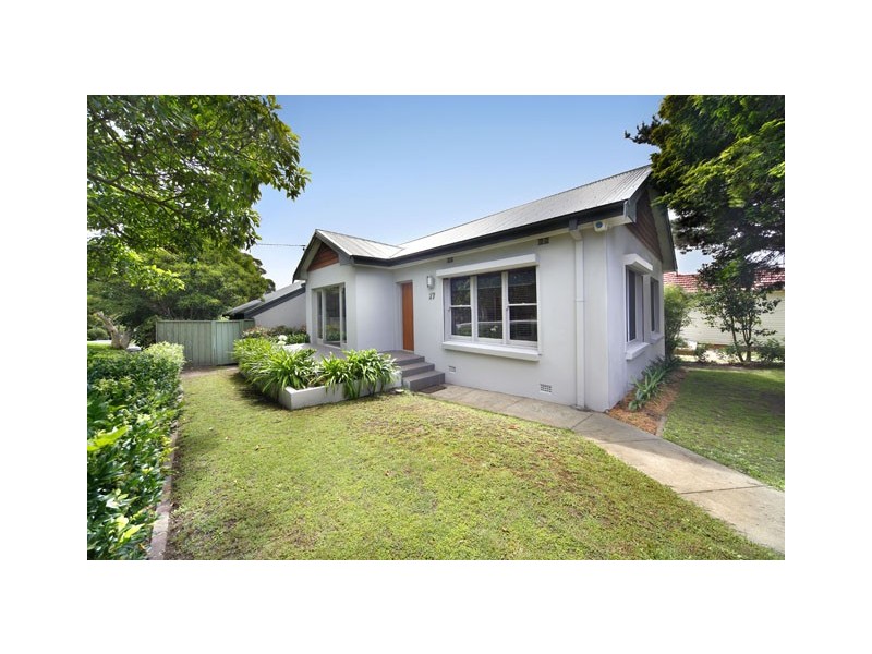 27 Taren Road, Caringbah NSW 2229