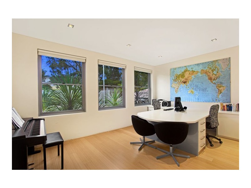 31 Loraine Avenue, Caringbah South NSW 2229