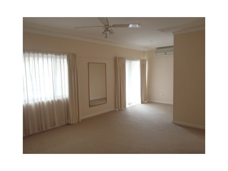 2 Laguna Street, Caringbah NSW 2229