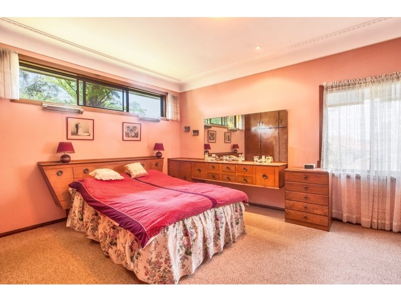 8 Crescent Road, Caringbah South NSW 2229