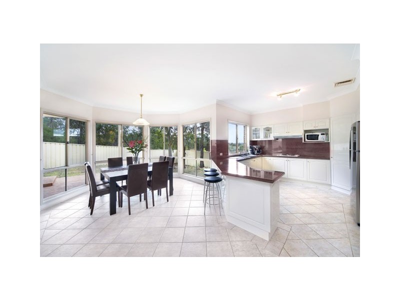 10 Kentia Place, Alfords Point NSW 2234