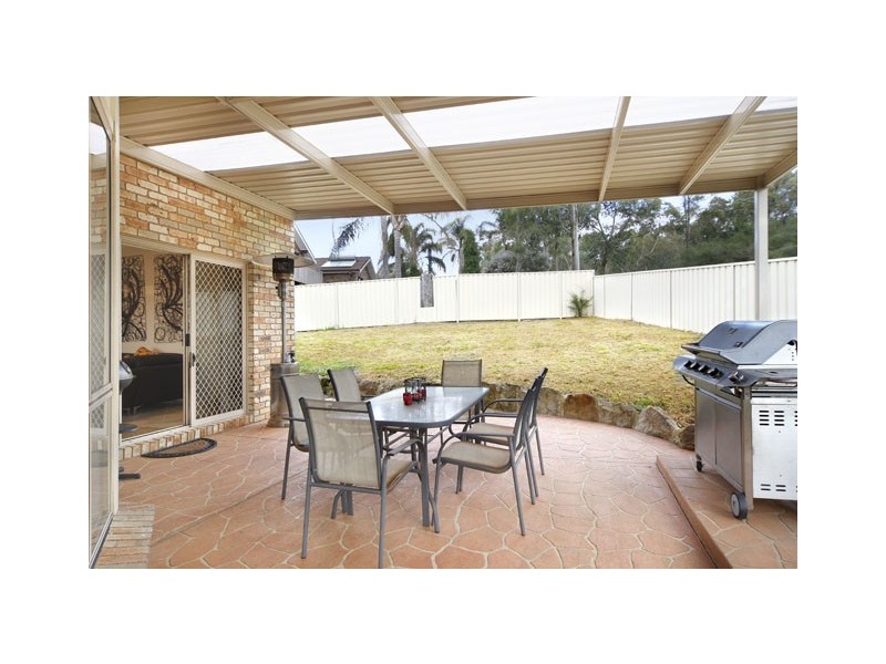 10 Kentia Place, Alfords Point NSW 2234