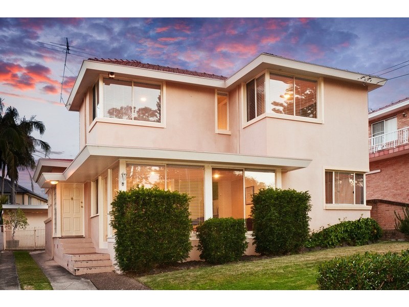 10 Lugano Avenue, Burraneer NSW 2230