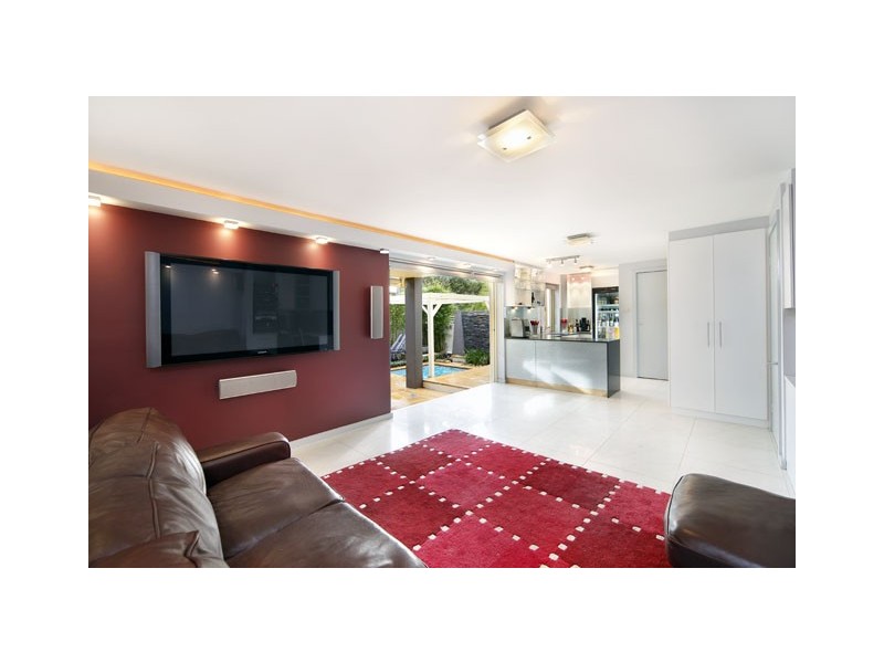 100 Matson Crescent, Miranda NSW 2228