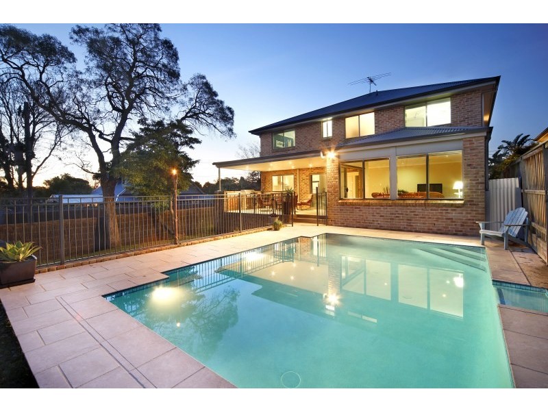 84 Telopea Avenue, Caringbah NSW 2229