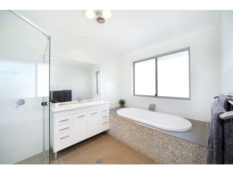 84 Telopea Avenue, Caringbah NSW 2229