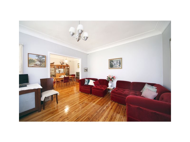 6 Kiwong Street, Yowie Bay NSW 2228