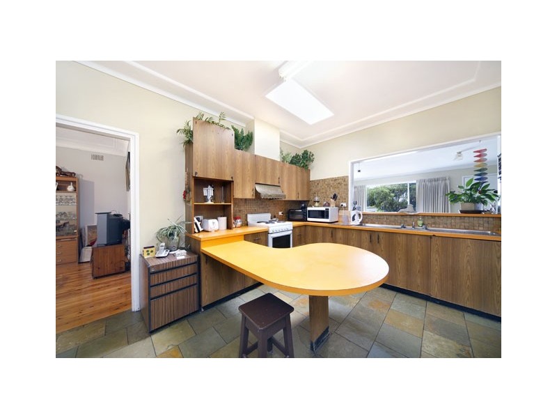 6 Kiwong Street, Yowie Bay NSW 2228