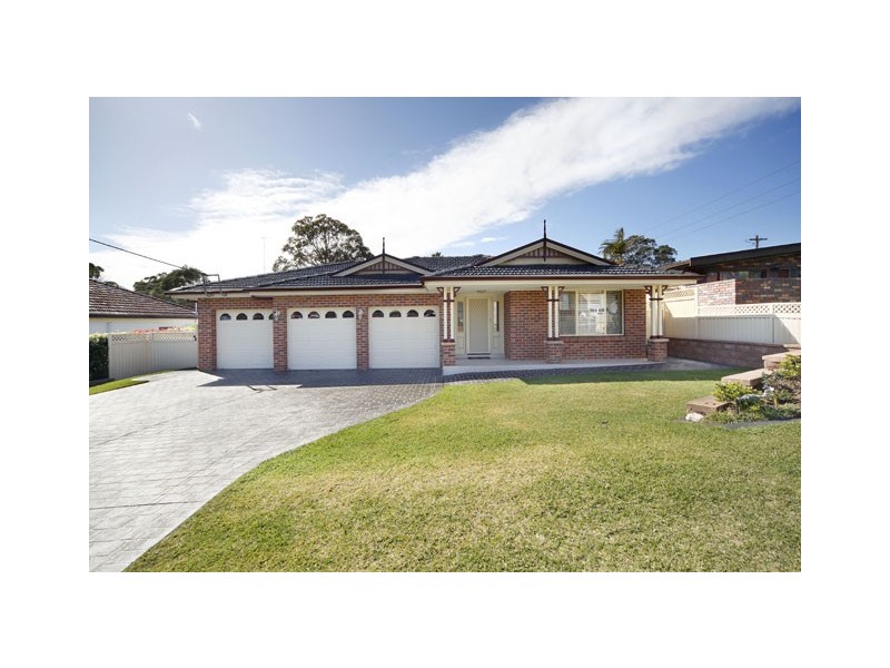 8 Barkduk Avenue, Miranda NSW 2228