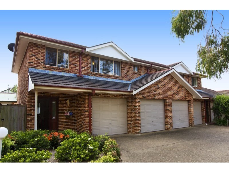 3/8 Mirbelia Place, Caringbah NSW 2229