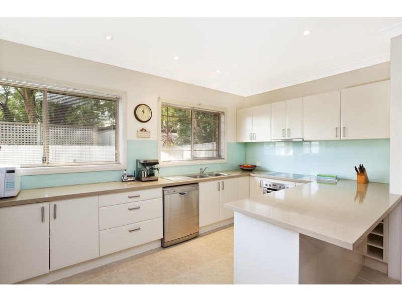 3/8 Mirbelia Place, Caringbah NSW 2229